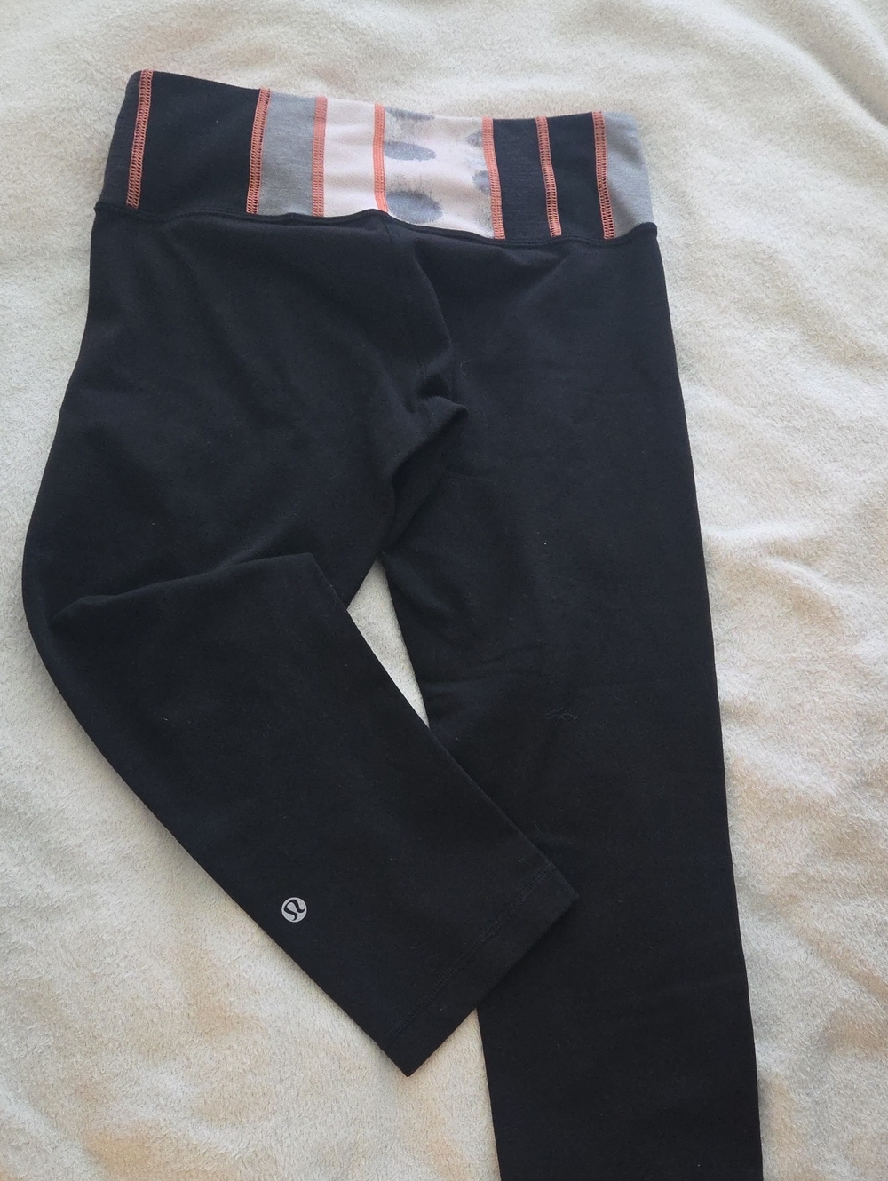 lululemon athletica Women's Black Leggings with Multicolor Stripe Waist